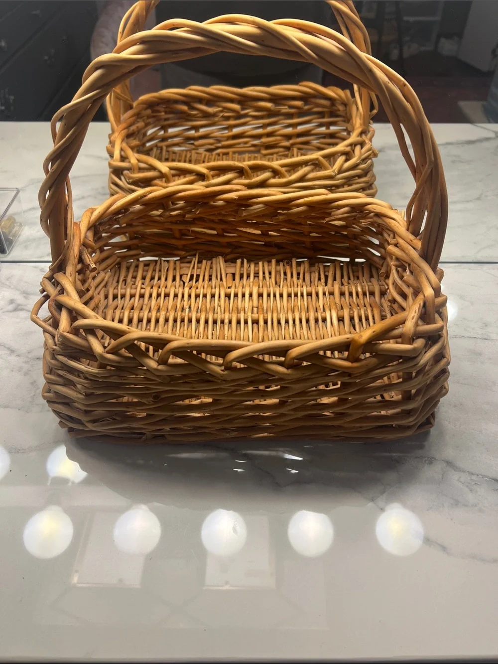 N/A woven rattan